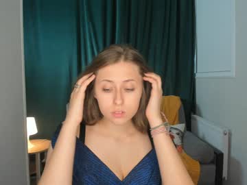 female cam girl christinakays image #3942223