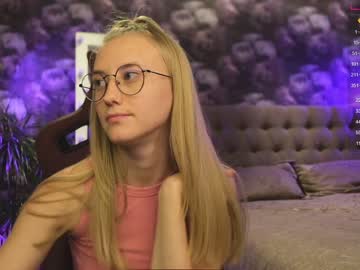 female cam girl angeellina image #2734580