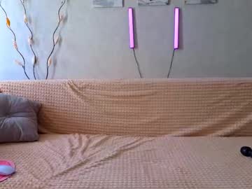pretty199326  female  webcam