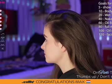 female cam girl hermione_potter_couple image #681114