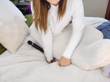 female cam girl reign_rellic_ image #1555663
