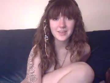 female cam girl novemberbabymonster image #1345627