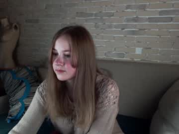 viad02  female  webcam