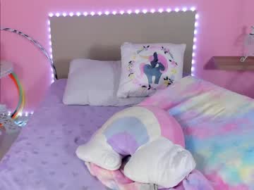 female cam girl little_effy18 image #2706393