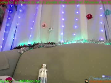 female cam girl aliceriverscam image #732582