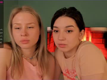 female cam couple huntertiana image #1742251