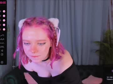 female cam girl mo_na_ image #3961262
