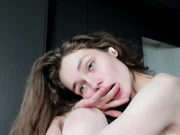 female cam girl mxxnsxsul image #2467522