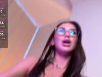 female cam girl canikissyou__ image #4059106