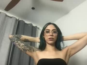 female cam girl mercedes_111 image #4021218