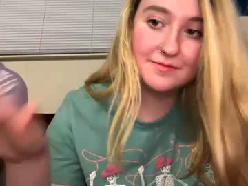 female cam girl vanillapuddingpie image #4033356