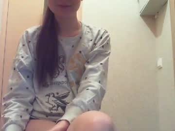 female cam girl prettywoman111 image #1385334