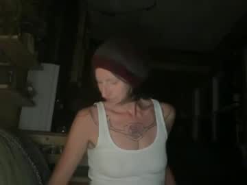 sparklewhiteunicorn  female  webcam