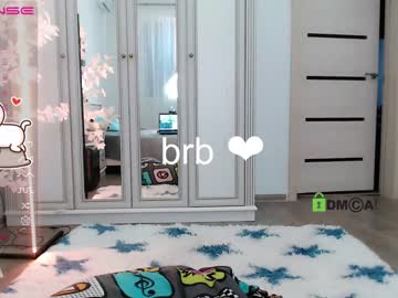 female cam girl small_blondee image #3569581
