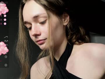 female cam girl mxxnsxsul image #2511652