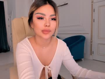 female cam girl bae_suz image #1183753