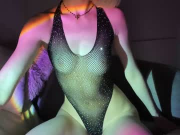 female cam girl yournaughtymiss image #1379325