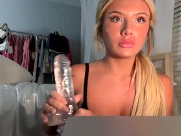 sarahbabyyyy19  female  webcam