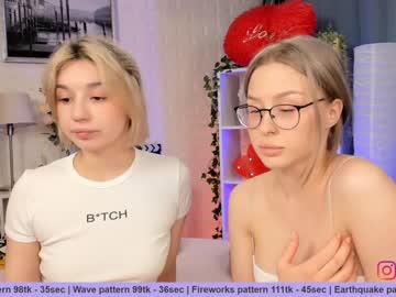 female cam couple huntertiana image #1260721