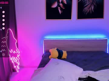 female cam girl aisneon image #1784302