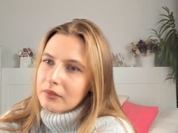 female cam girl oliviasolis image #3516554