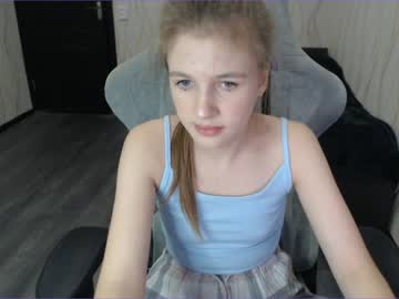 female cam girl kylie_mine image #2798448