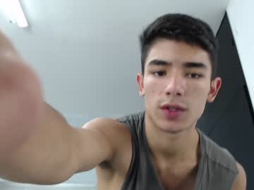 female cam man noah_oz image #39272