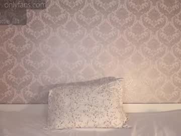 female cam girl lillpio image #606518