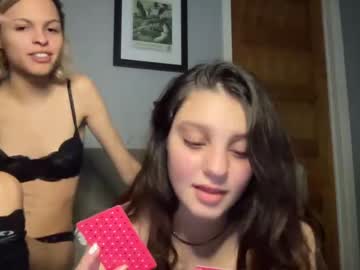 female cam girl babyemma13 image #452484
