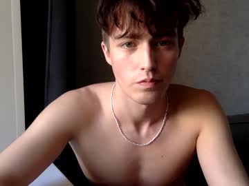 female cam man nonrelevant01 image #160560