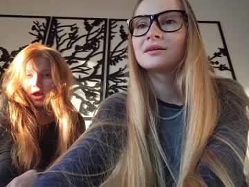 female cam couple angry_girl image #2661341