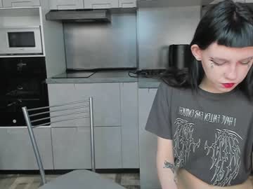 female cam couple kellytimmy69 image #3811551