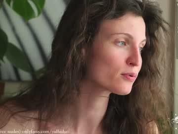 female cam girl yulladao image #1468450