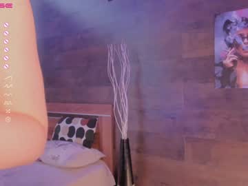 female cam girl yolandabertha image #3175912
