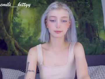 female cam girl lit1le_kitty_ image #2301502