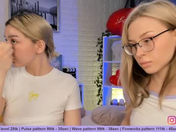 female cam couple huntertiana image #1203463