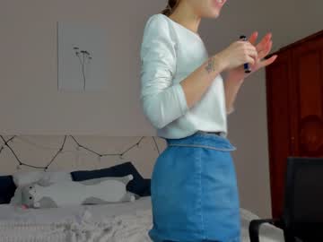 female cam girl asemiluna image #260599