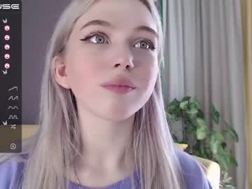 female cam girl small_blondee image #1567828
