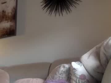 female cam girl tinychanellove image #3257282