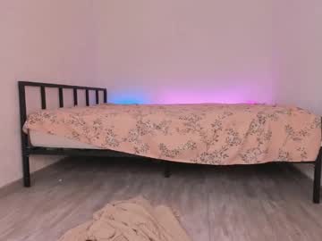 tasty__raspberry  female  webcam