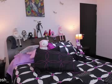 female cam girl kellytesh image #588385