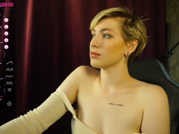 female cam girl iggywow image #2142633