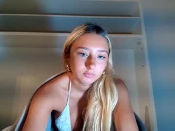 lovelilaxox  female  webcam