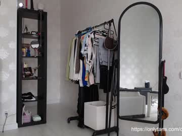 female cam girl _mllymoore_ image #2264063