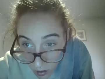 xperkyandtightx  female  webcam
