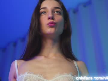 female cam girl angels_kiss image #1227906
