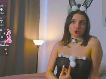 horny__lola  female  webcam