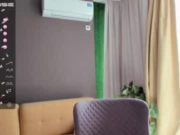 female cam girl small_blondee image #1618758