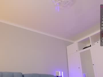 female cam girl _blackbee_ image #983101
