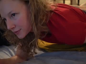 female cam girl sistinehashands image #3564345